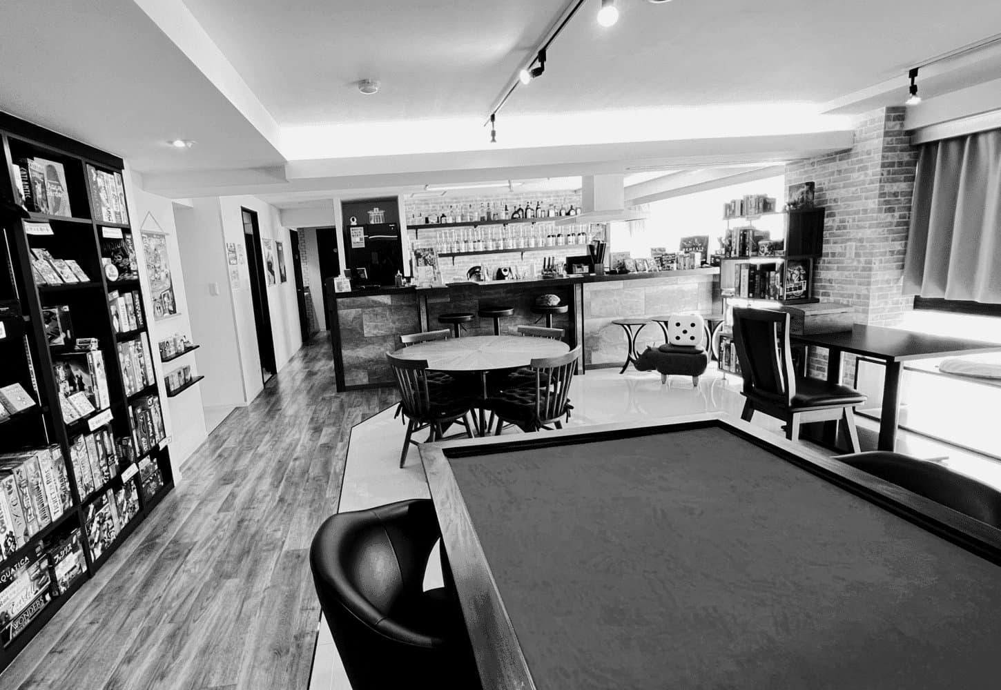 Boardgame Cafe & Bar 227 店内の様子